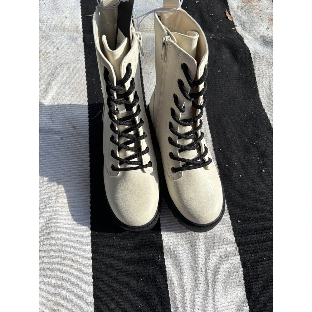 Art Class Kids‎ Faux Leather Combat Boots Black Lug Sole Side Zip Size 1